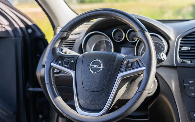 Opel Insignia cena 32900 przebieg: 205000, rok produkcji 2013 z Wysokie Mazowieckie małe 631